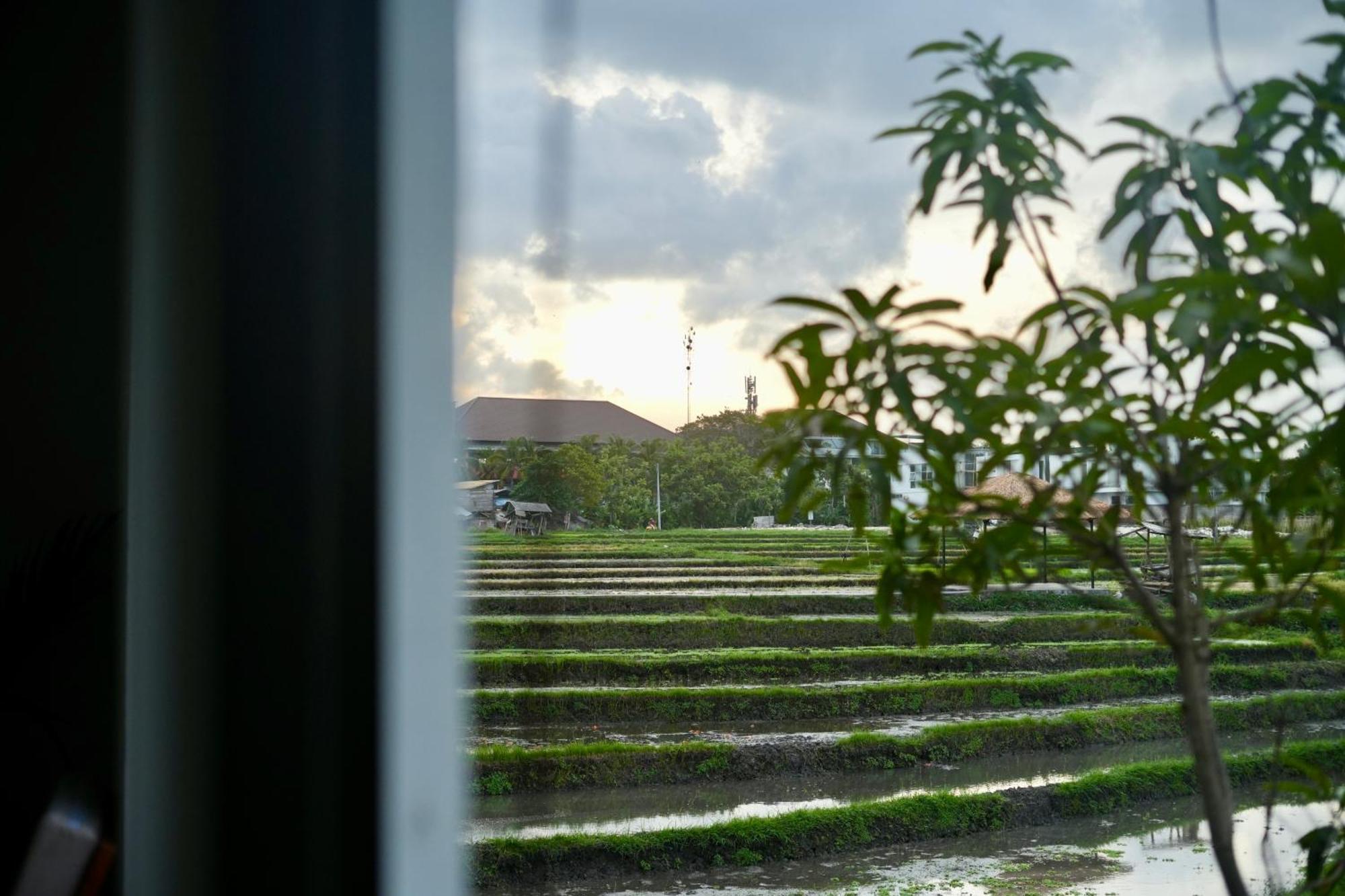 Villa In Seminyak Villa Mitra Dua Ricefield View Relax เกอโรโบกัน ภายนอก รูปภาพ